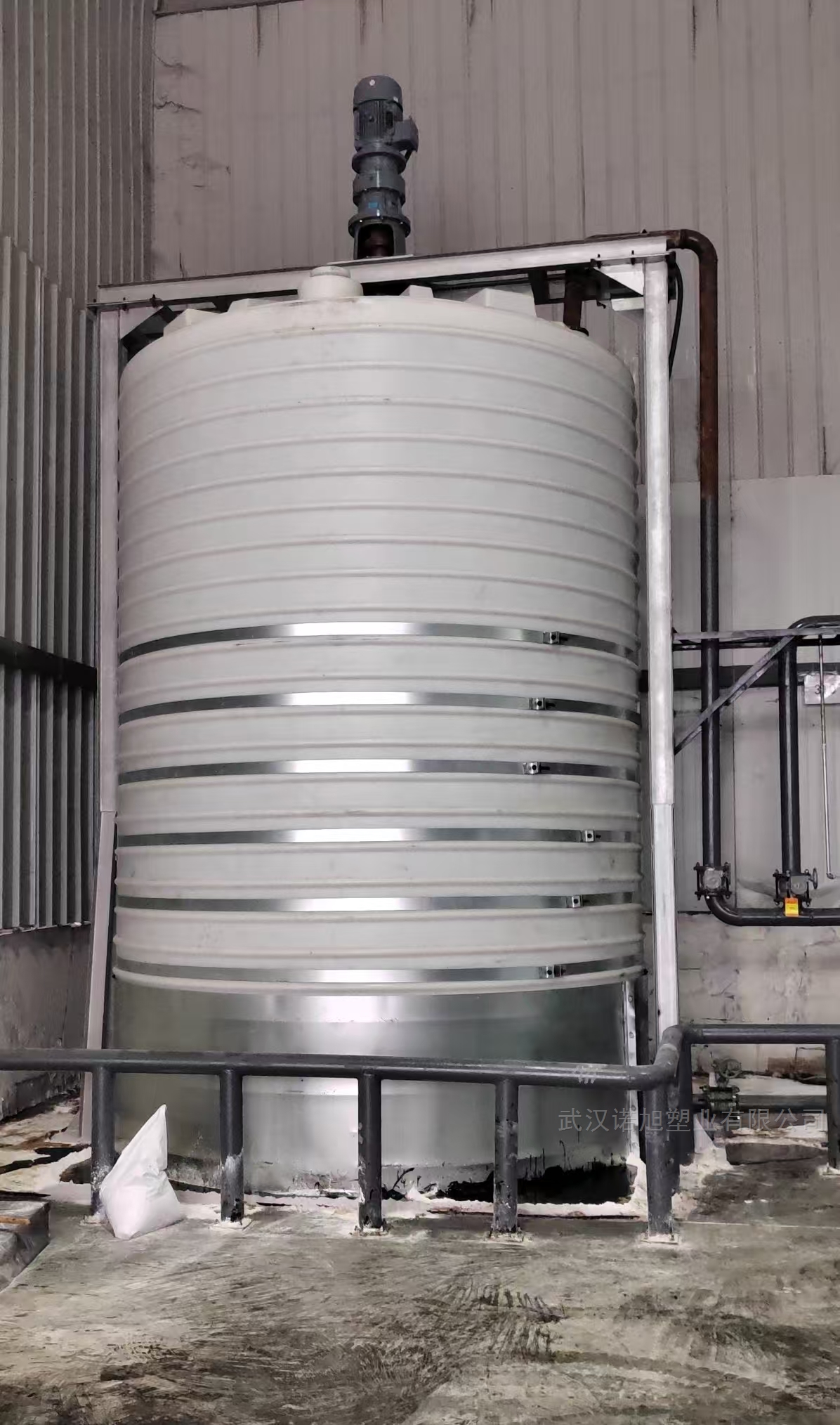 30立方米(30吨、30m³)乙酸钠废水药剂搅拌罐PE材质 武汉PE储水箱厂家